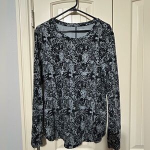 BCG Athletic Wear, Women’s size Large. Color is black